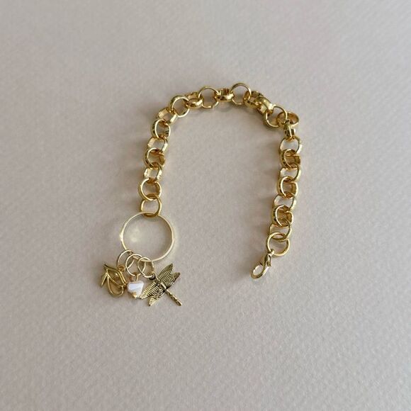 Gold Charm Bracelet R826 - Picture 1 of 4